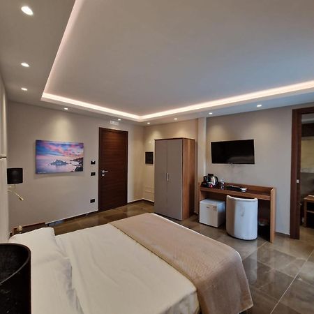 Beatus Suites And Rooms B&B Каникатти Экстерьер фото