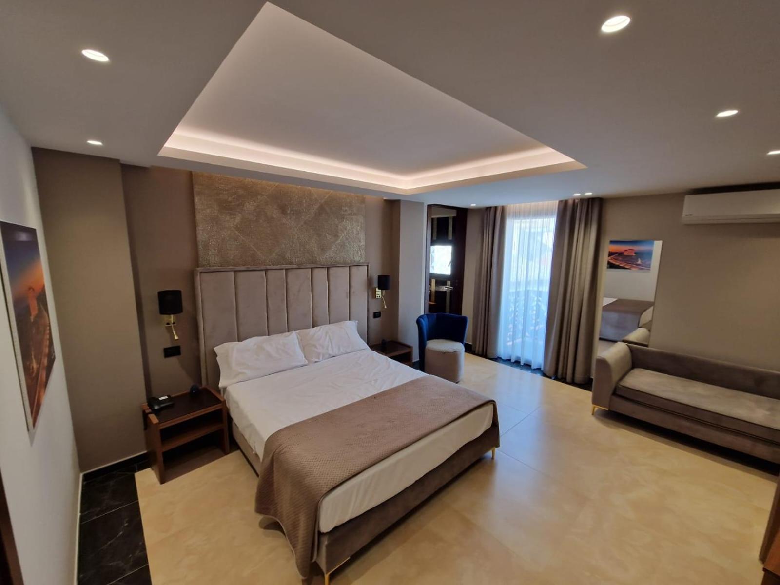 Beatus Suites And Rooms B&B Каникатти Экстерьер фото