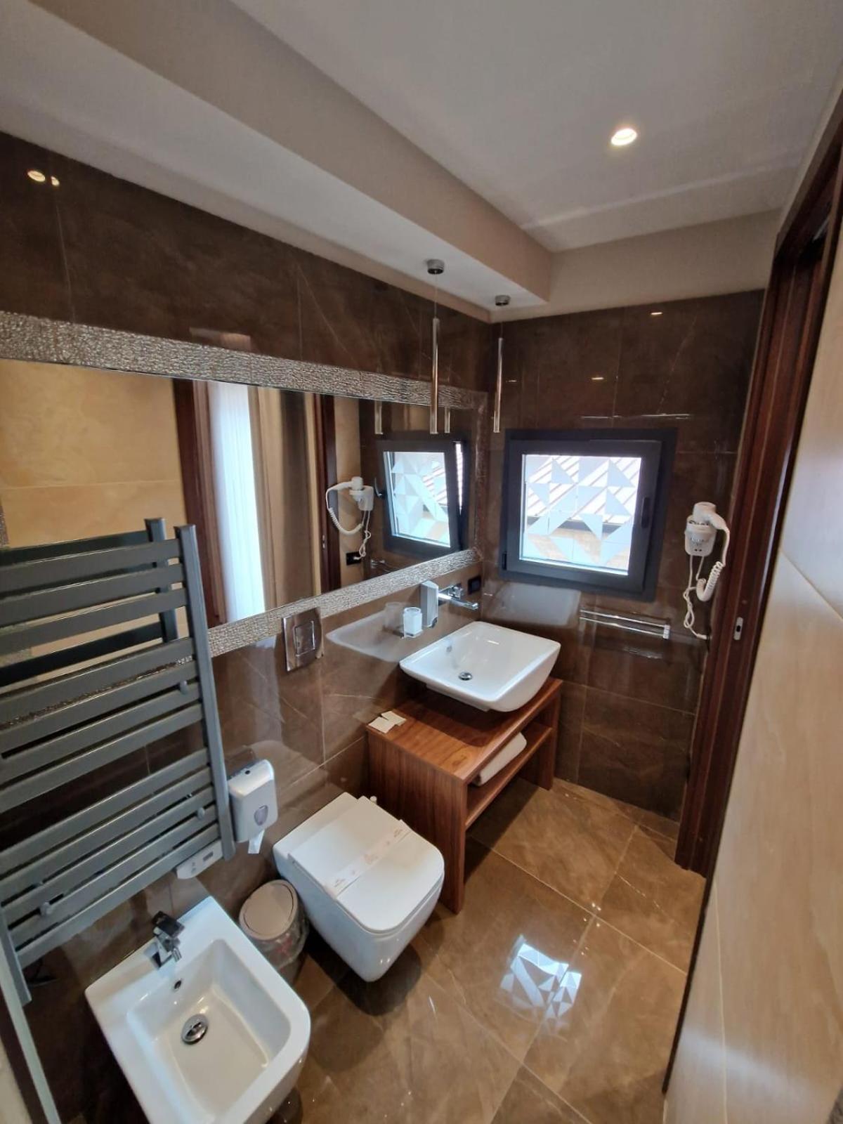 Beatus Suites And Rooms B&B Каникатти Экстерьер фото