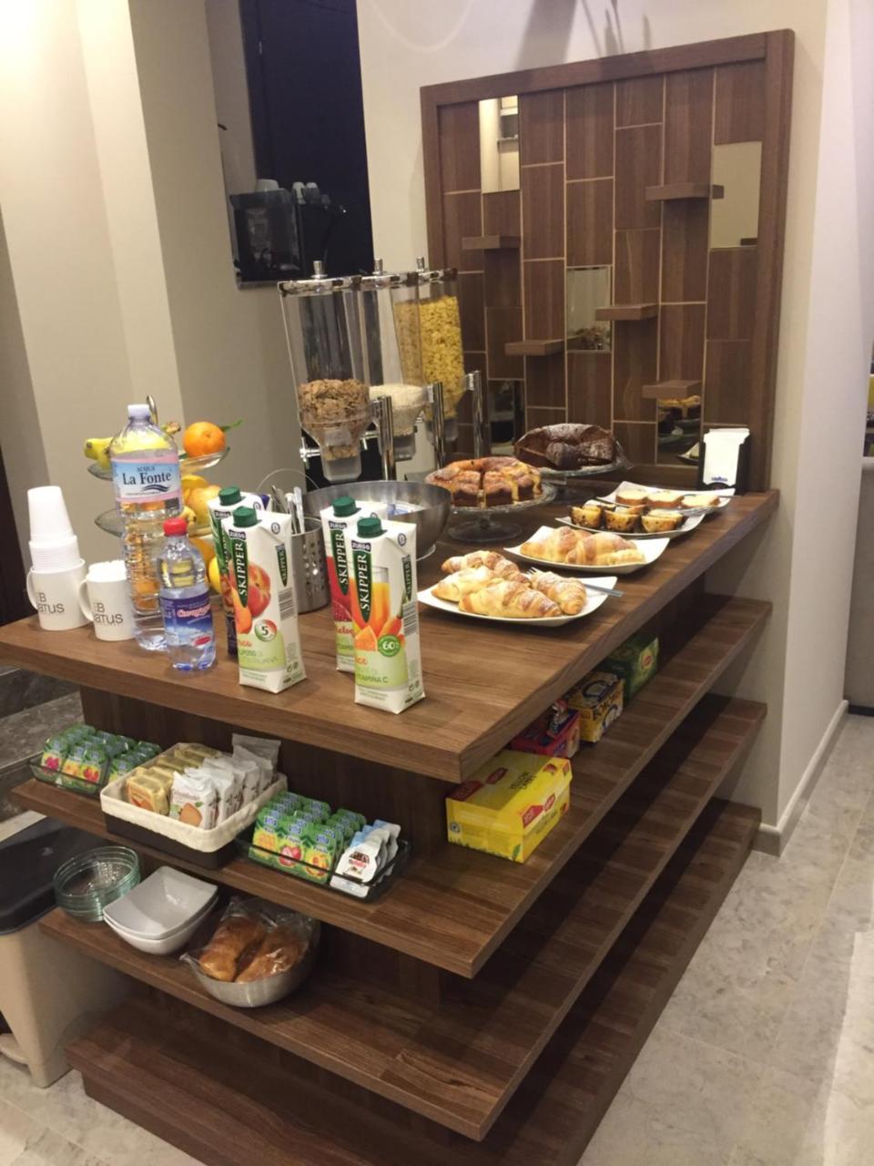 Beatus Suites And Rooms B&B Каникатти Экстерьер фото
